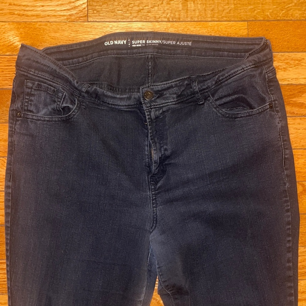 Old Navy Black Super Skinny Denim